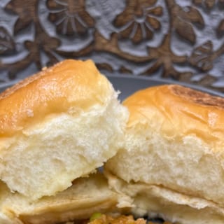 Butter Pav (2pcs)