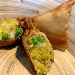 Samosa (Vegan)